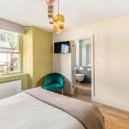 Shamrock, On Windermere, Superb One Bedroom With Private Parking Apartamento Bowness-on-Windermere