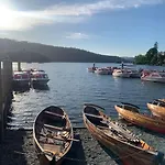 Shamrock, On Windermere, Superb One Bedroom With Private Parking Appartamento *